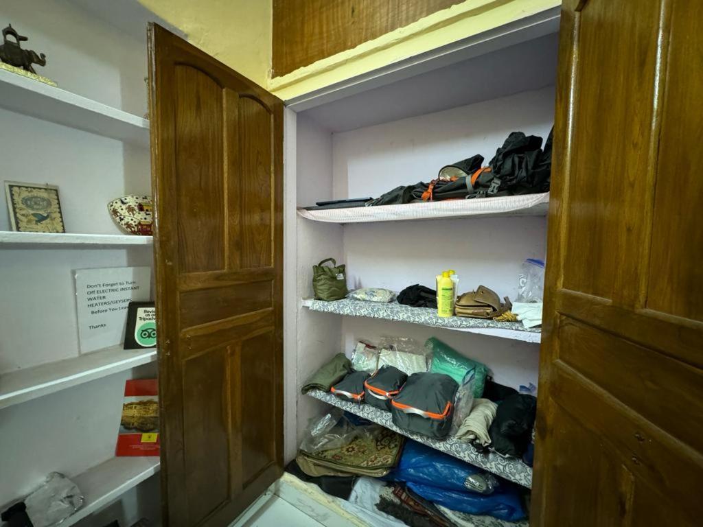 Nadya Homestay For Female & Family Divisione di Divisione di Jaipur Esterno foto