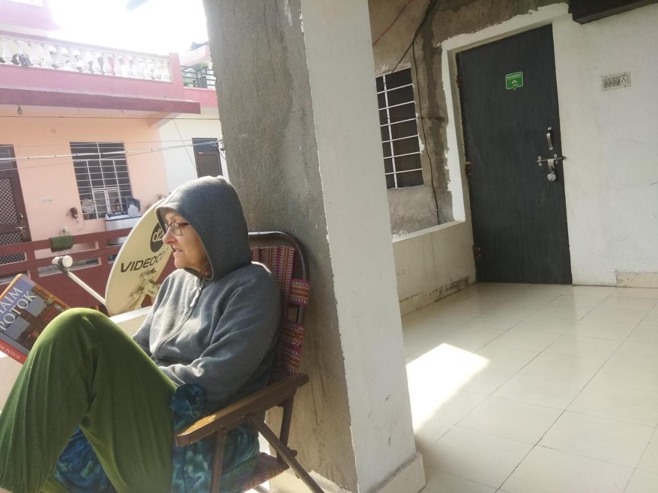 Nadya Homestay For Female & Family Divisione di Divisione di Jaipur Esterno foto
