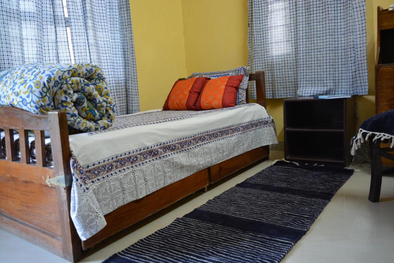 Nadya Homestay For Female & Family Divisione di Divisione di Jaipur Esterno foto