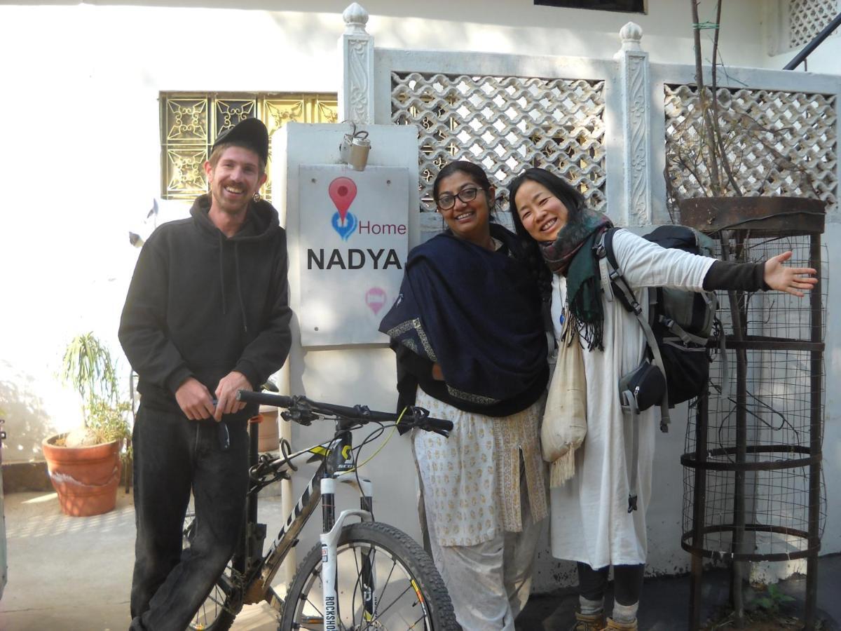 Nadya Homestay For Female & Family Divisione di Divisione di Jaipur Esterno foto